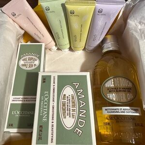 L’Occitane ALMOND OIL BODY CARE COLLECTION Holiday Exclusive 7 pc